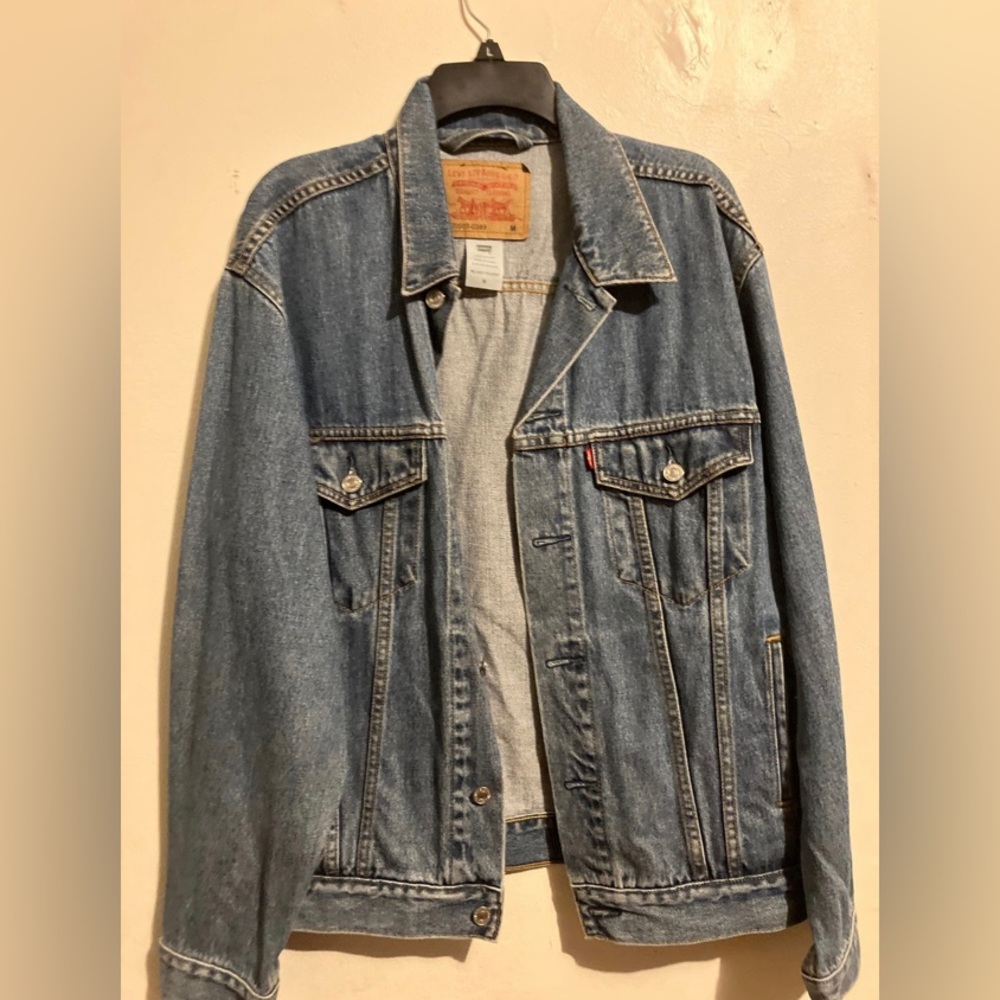Levis Relaxed Trucker Jean Jacket
